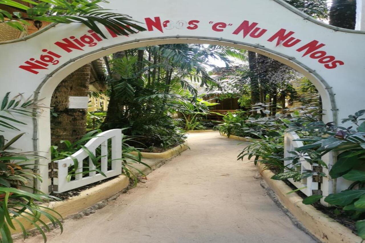 Готель Reddoorz Premium @ Nigi Nigi Nu Noos Station 2 Boracay Balabag  Екстер'єр фото