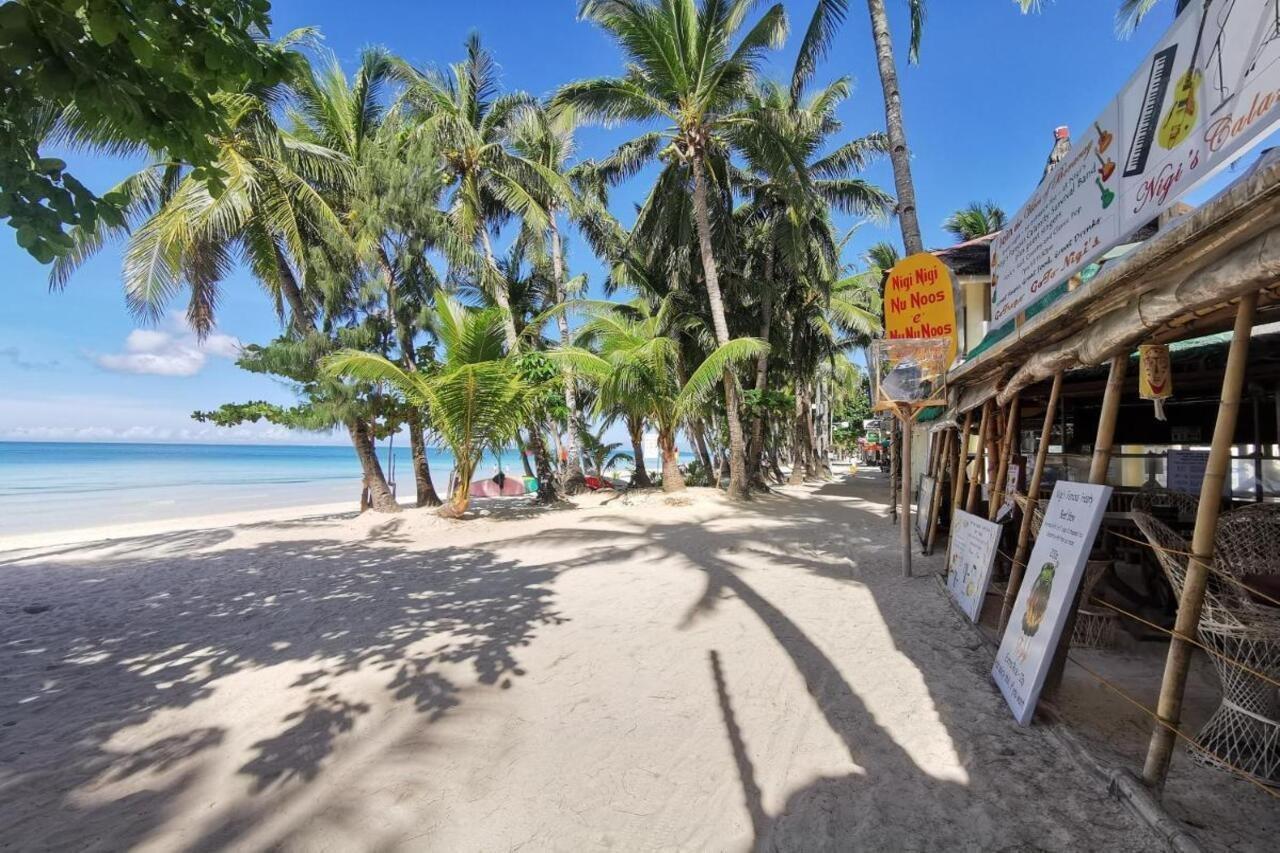 Готель Reddoorz Premium @ Nigi Nigi Nu Noos Station 2 Boracay Balabag  Екстер'єр фото
